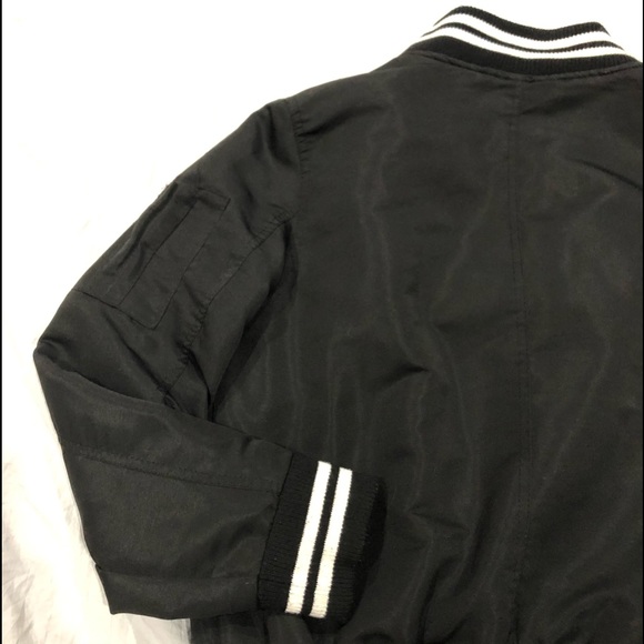 B SWEET Clothing Co women’s black bomber jacket size L NWOT never used - Picture 10 of 16